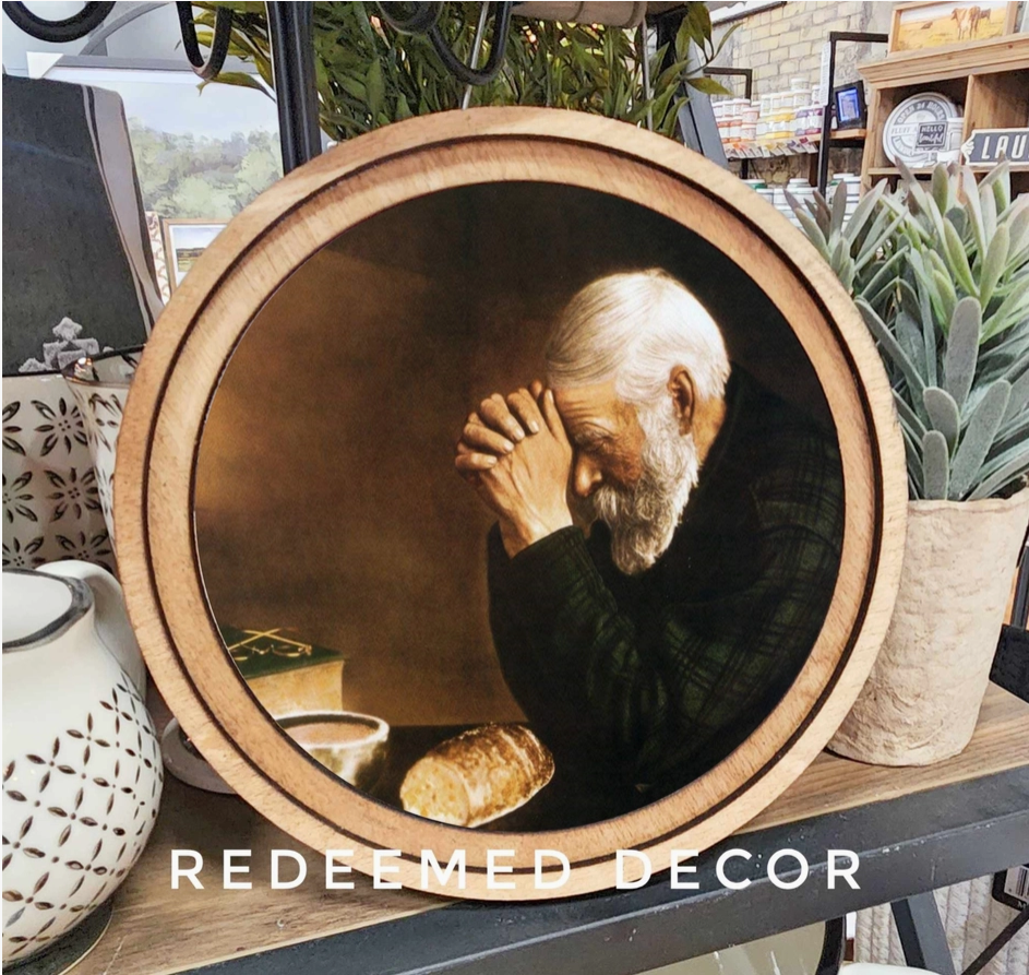 8" circle praying man