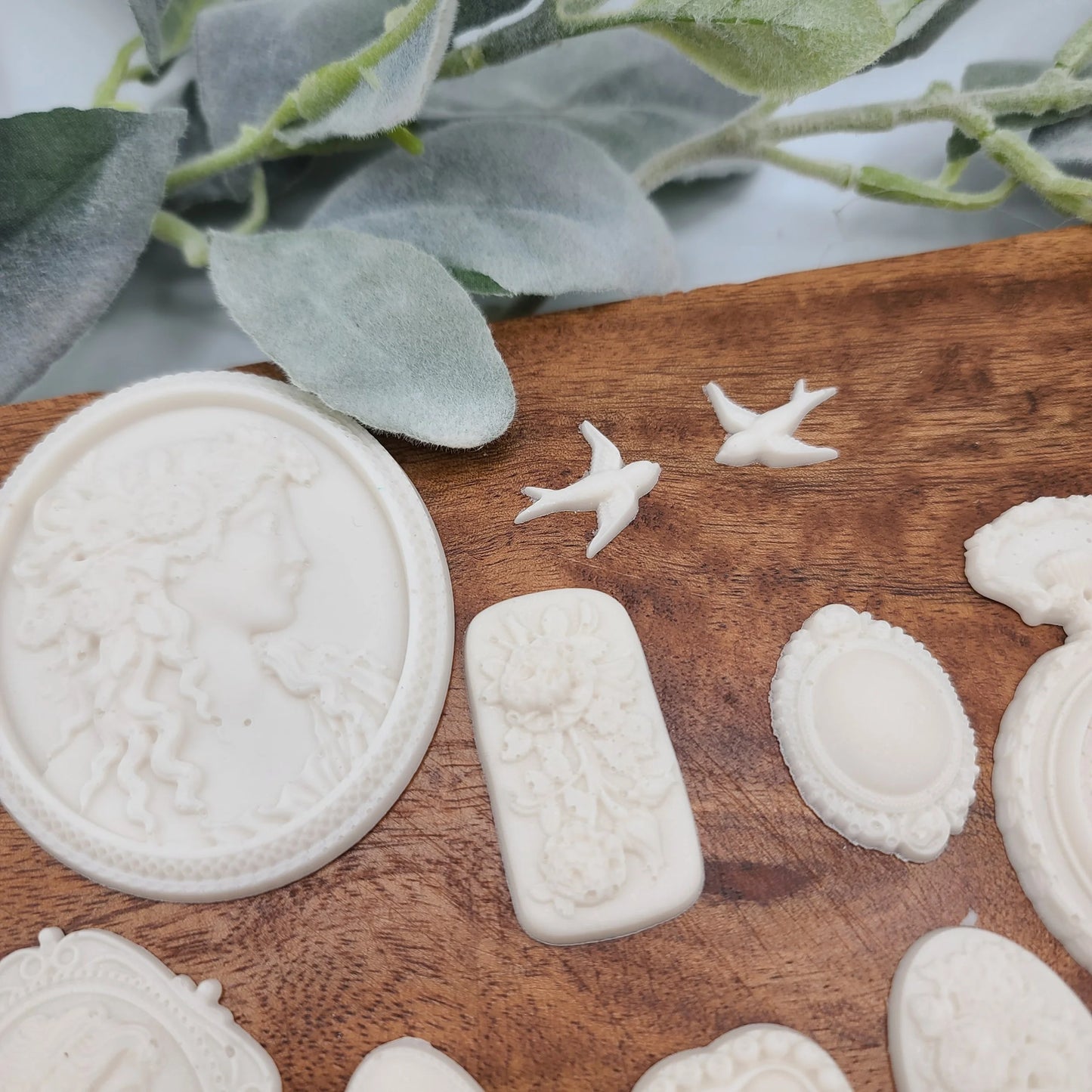cameos resin casting