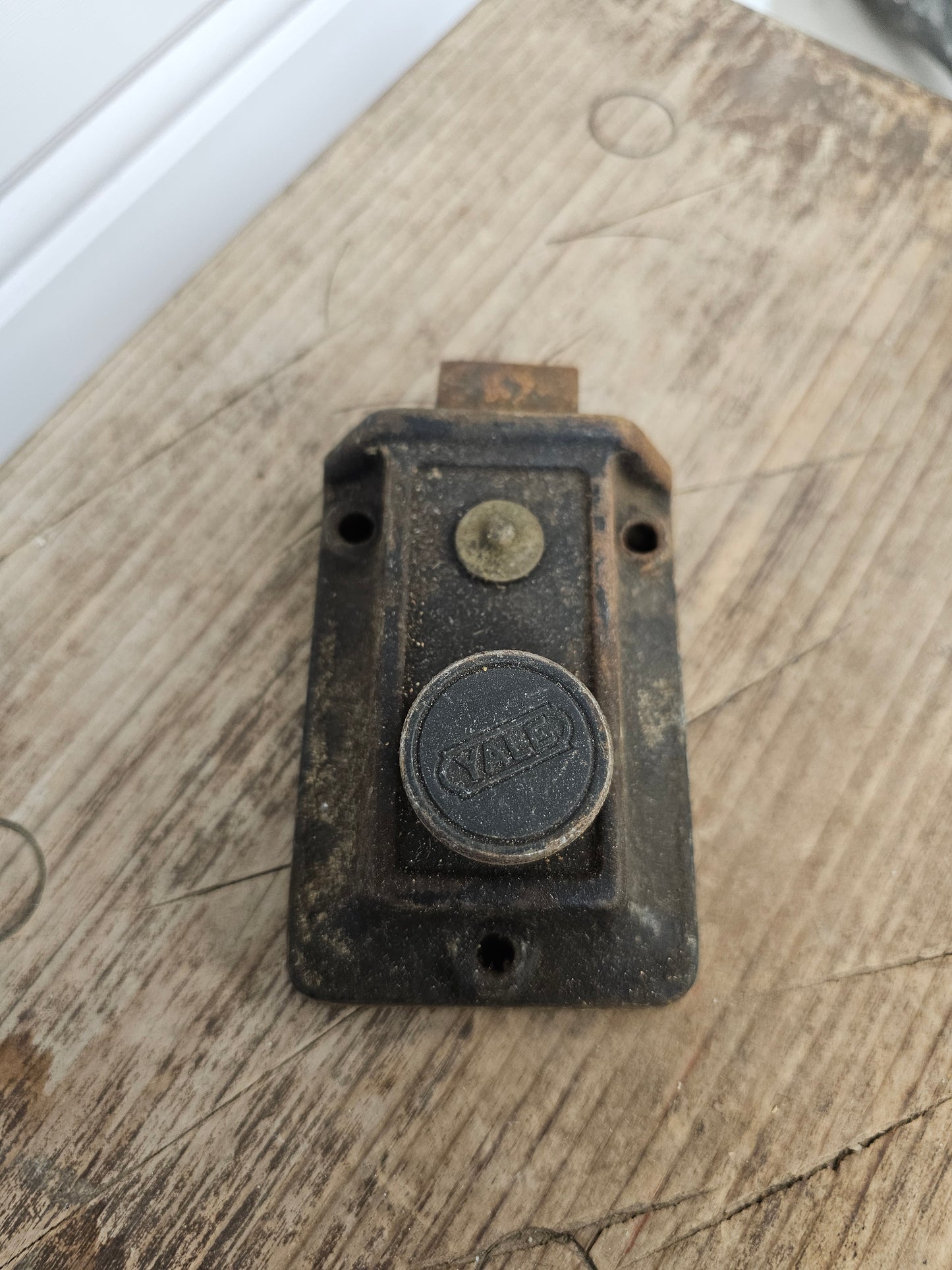 Yale vintage brass metal rim lock door lock