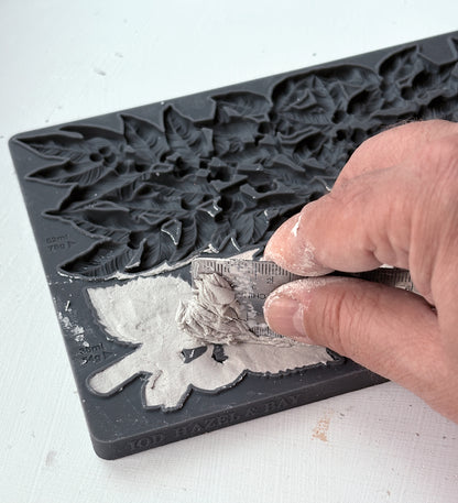 Hazel & Bay 6x10 IOD Mould I botanical