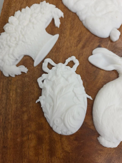 Les Lapins Rabbit resin casting