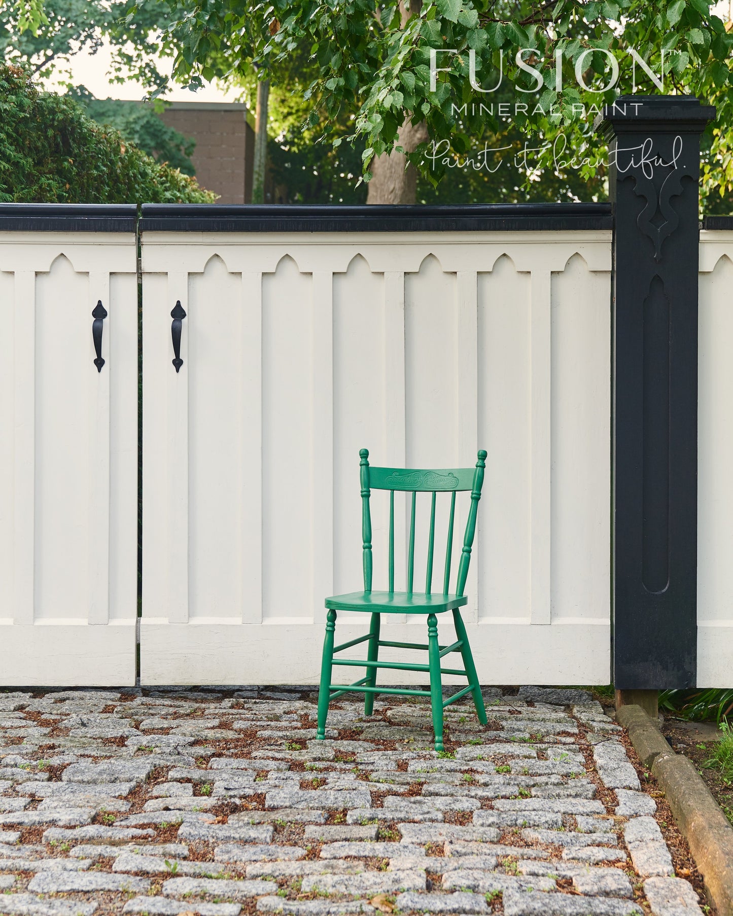 Park Bench - Fusion Mineral Paint - All in one paint