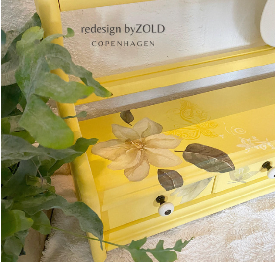 Daisy- Dixie Belle Chalk Mineral Paint