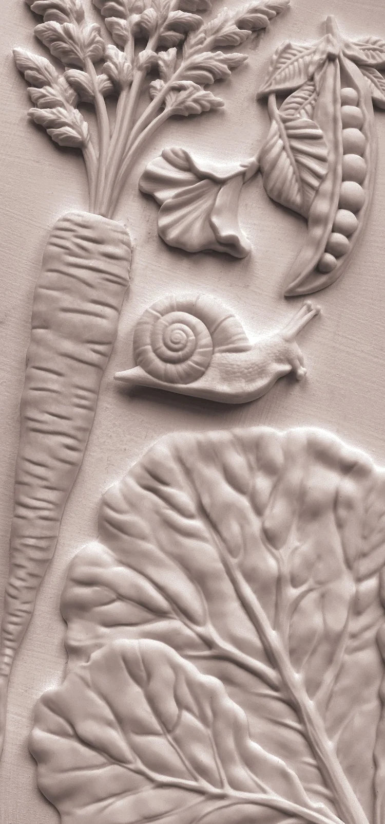 Spring Garden mould I cabbage leaf and carrot mold