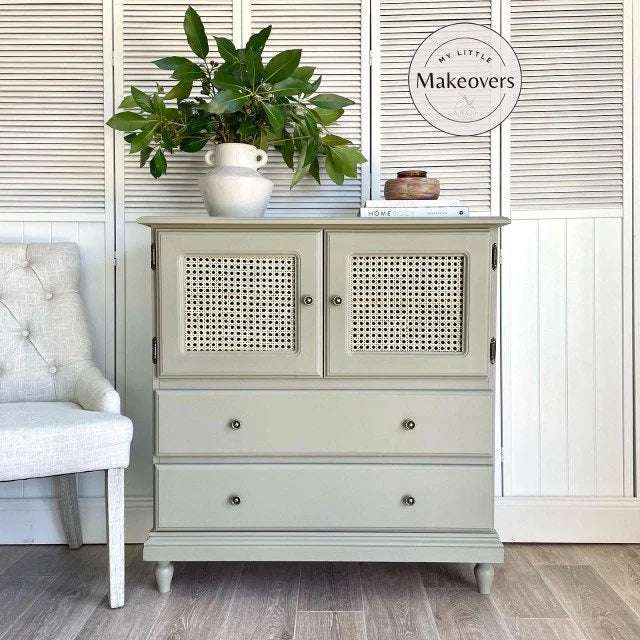 Dried Sage- Dixie Belle Chalk Mineral Paint