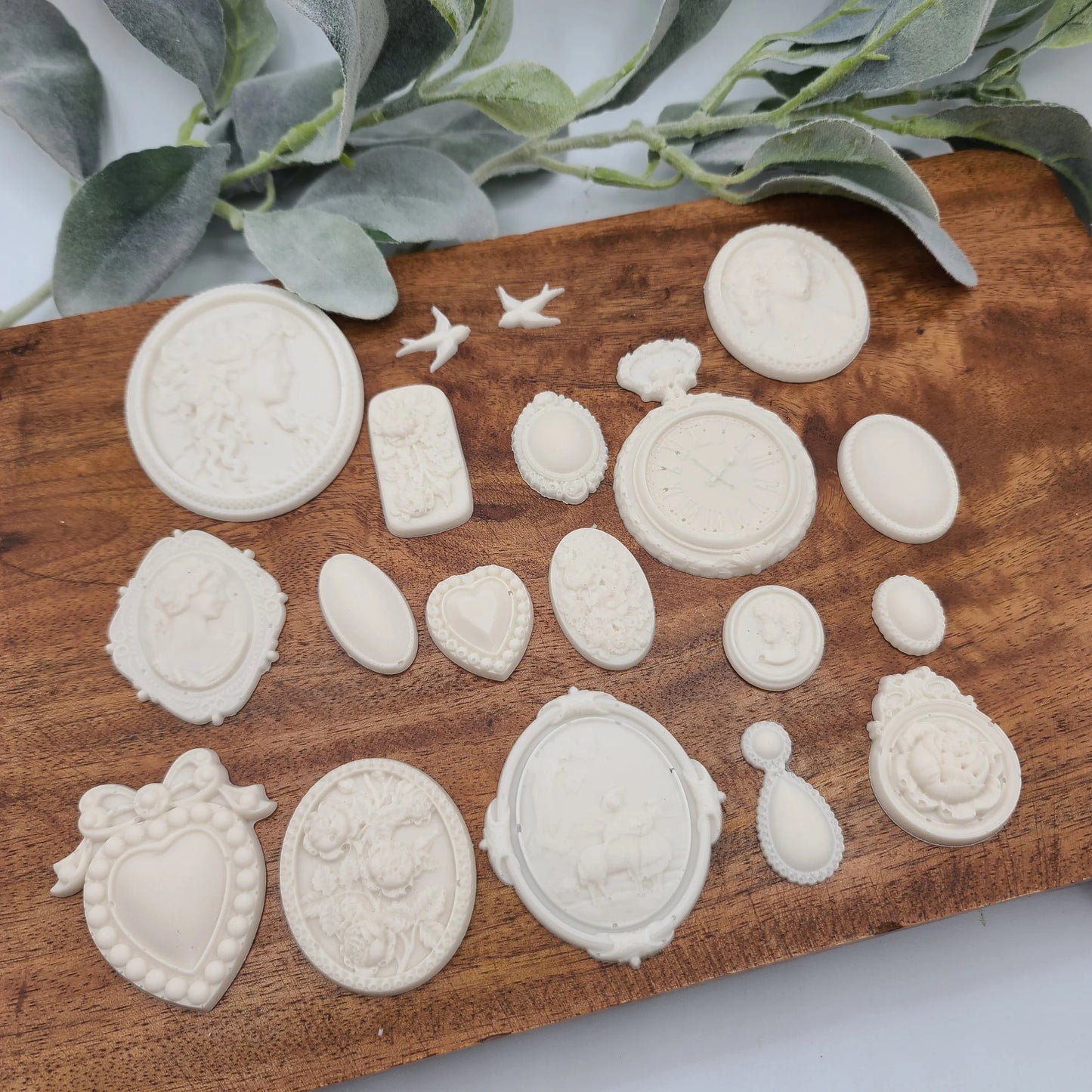 cameos resin casting