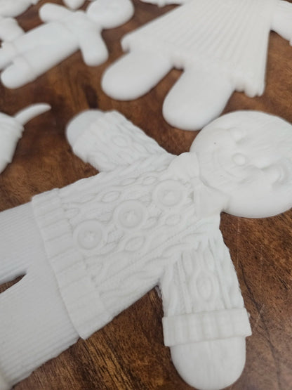 ginger and spice resin casting