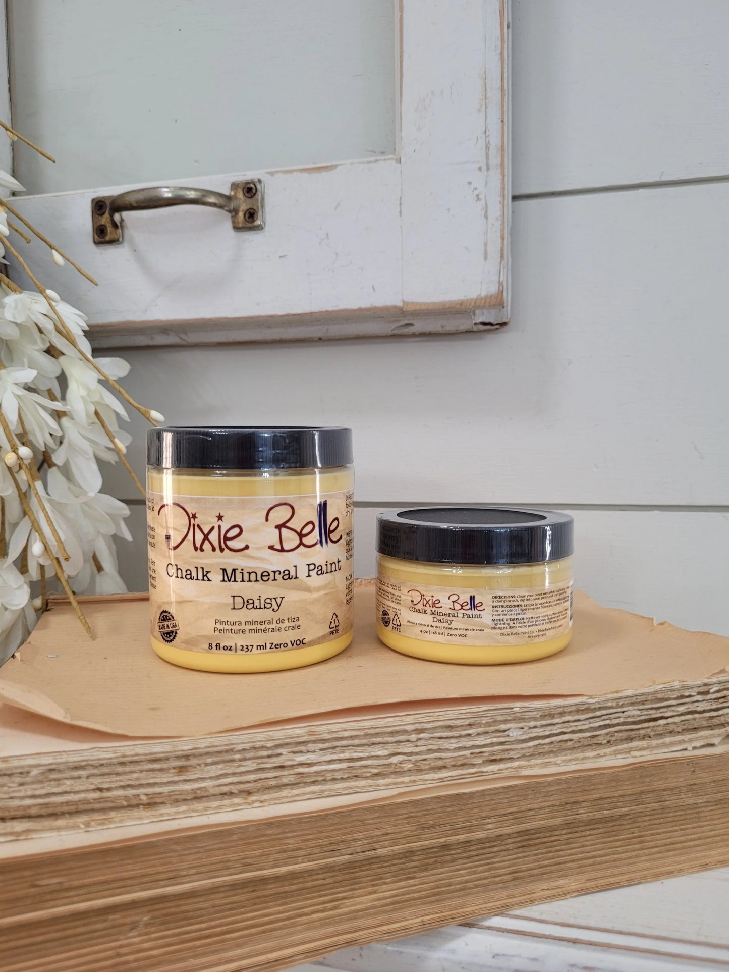 Daisy- Dixie Belle Chalk Mineral Paint