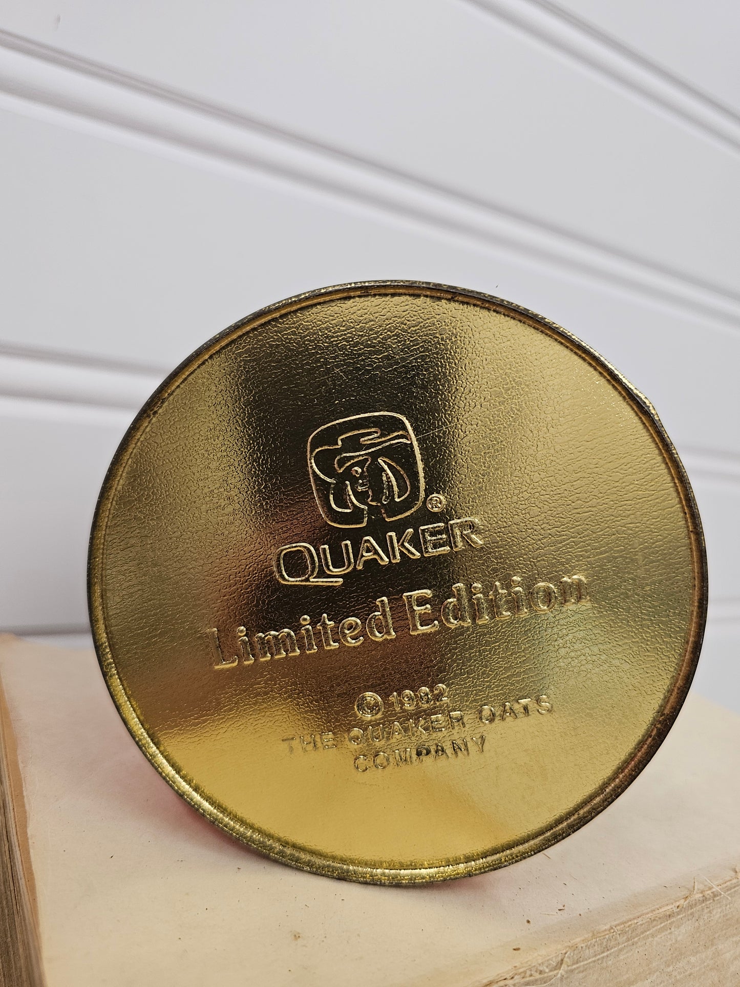 Vintage Quaker Oats Tin