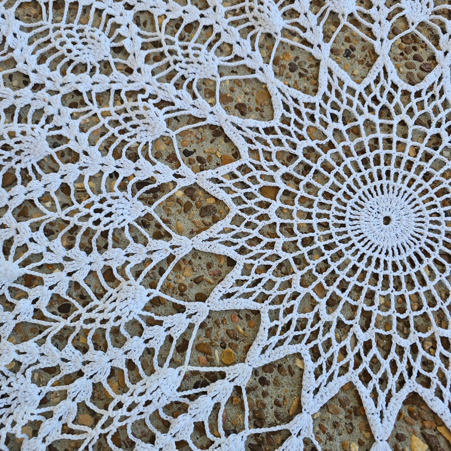 Crochet doily, approx 39"