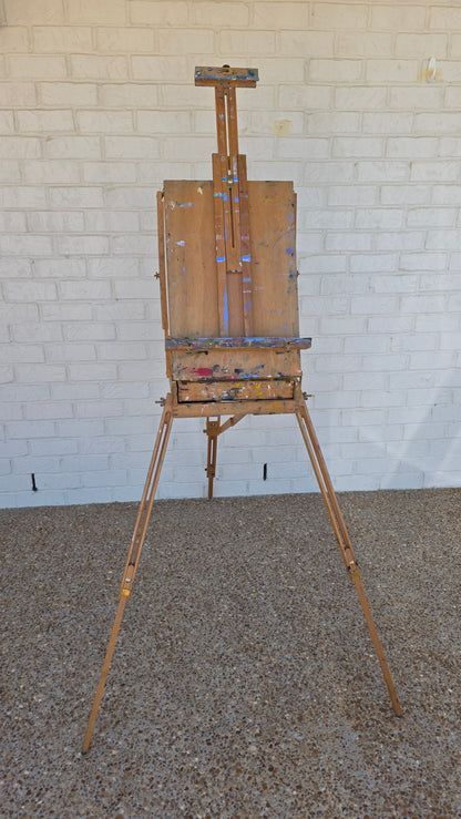 vintage Jullian Paris portable tripod art case / Easel