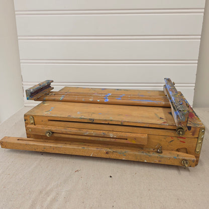 vintage Jullian Paris portable tripod art case / Easel