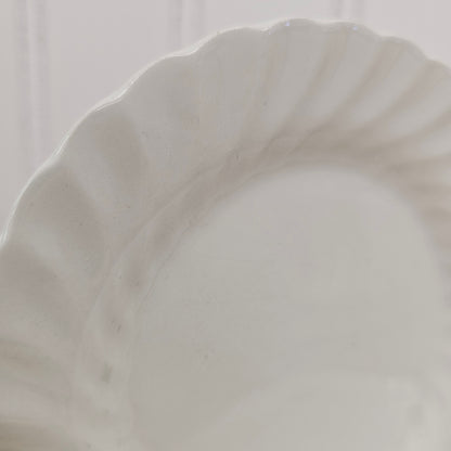 Set of 3 glossy white swirl saucers - Johnson Brothers, England