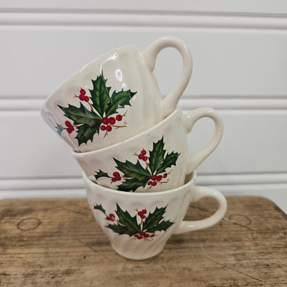 3 Swirl Holly Berry Christmas Cups