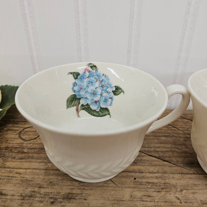 Theodore Haviland New York porcelain teacups, USA, blue Hydrangea - set of 2