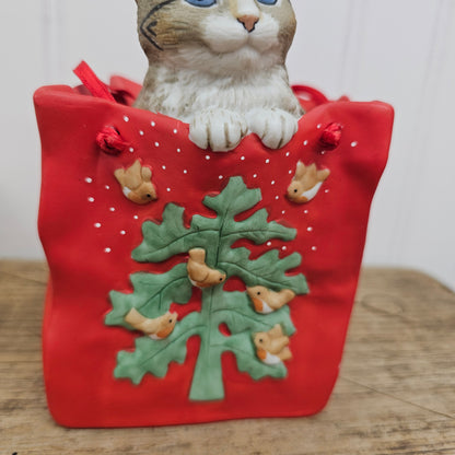 Ceramic cat in a bag music box, 1990 Lesley Anne Ivory, taiwan