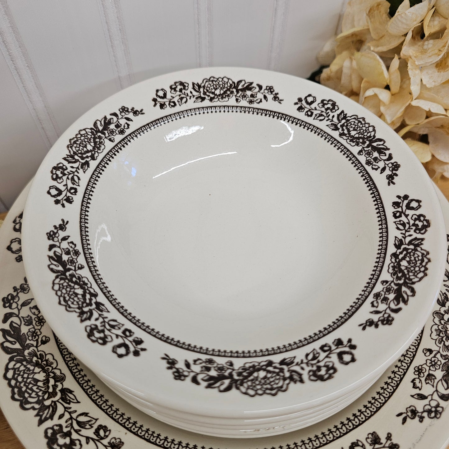 Set of 6 brown & ivory floral small bowls & 1 large bowl - USA