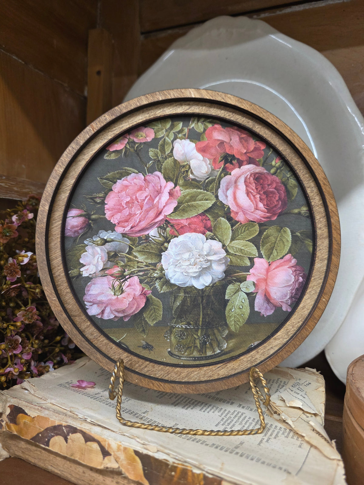 8" Round Pink Roses Art