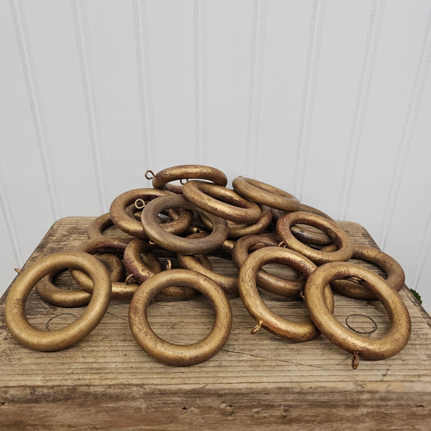 22 wooden gold curtain rings