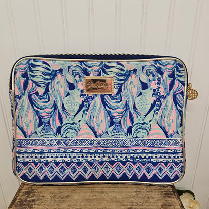 Lilly pulitzer laptop case, 13.5" x 10"