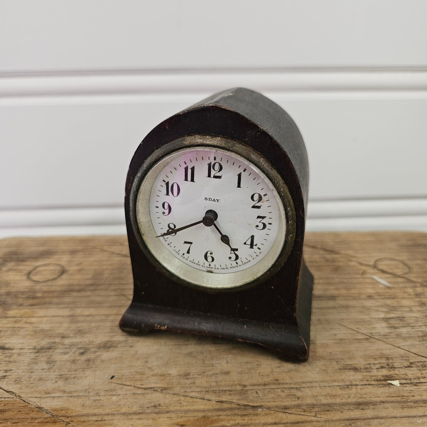8 day vintage Wooden Clock made by the New Haven Clock Co. , USA