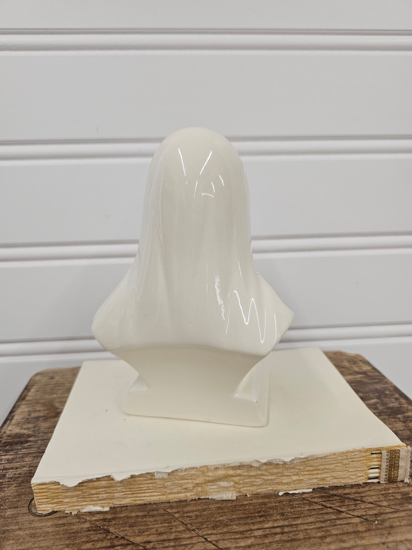 vintage Glossy white Mary bust statue - has some crazing