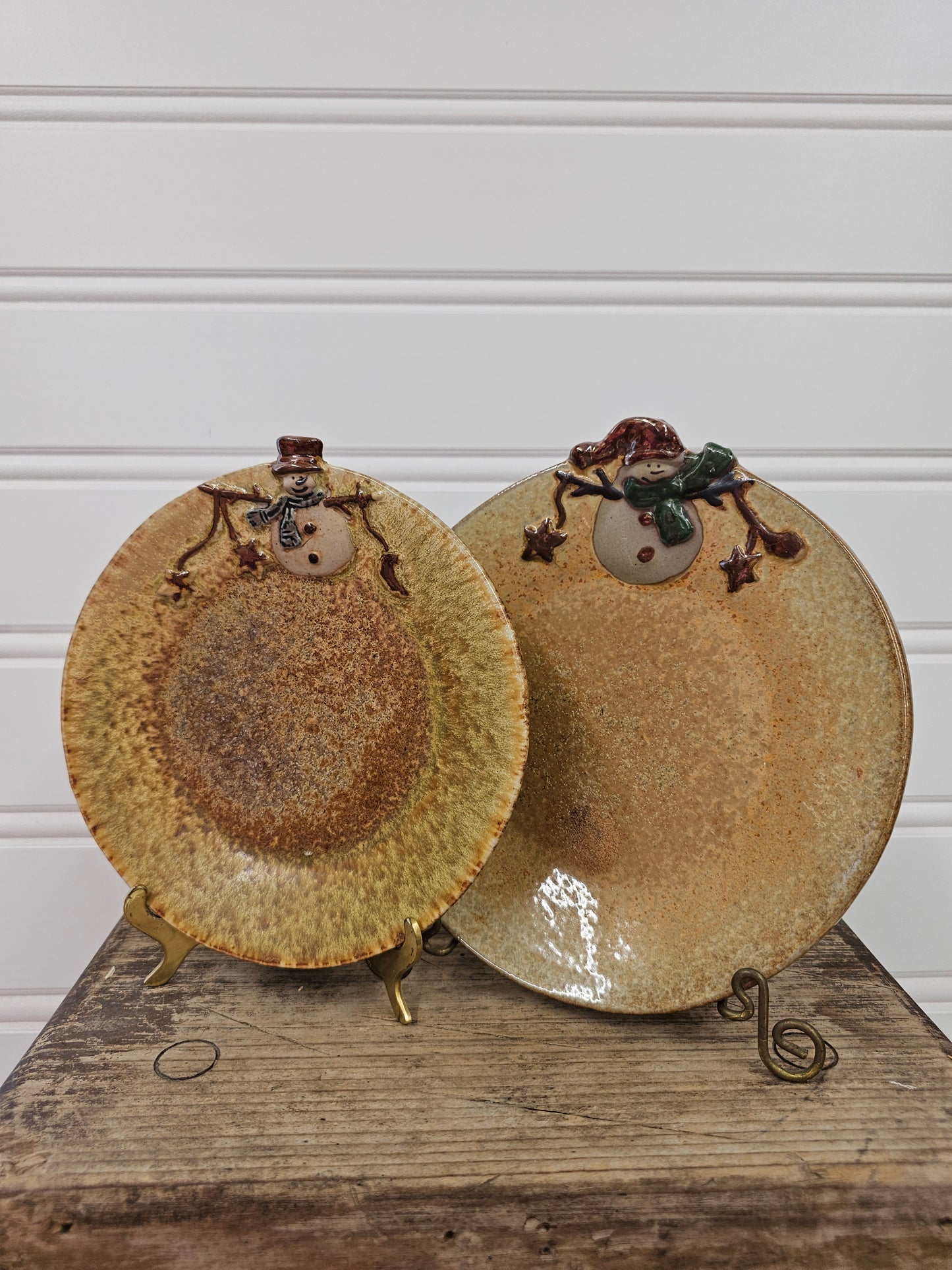 Set of 2 stoneware Christmas Snowman Plates