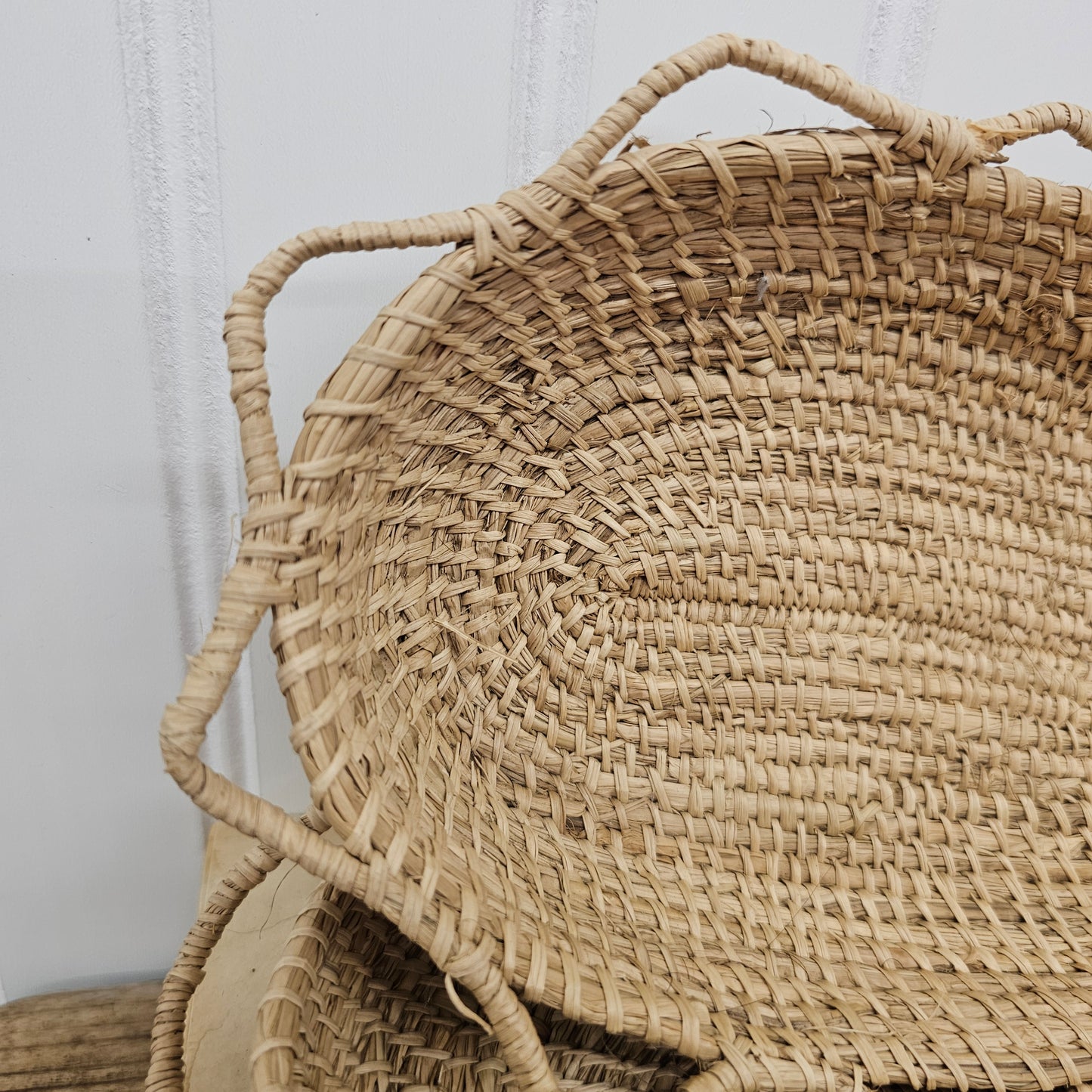Set of baskets with detailed edges