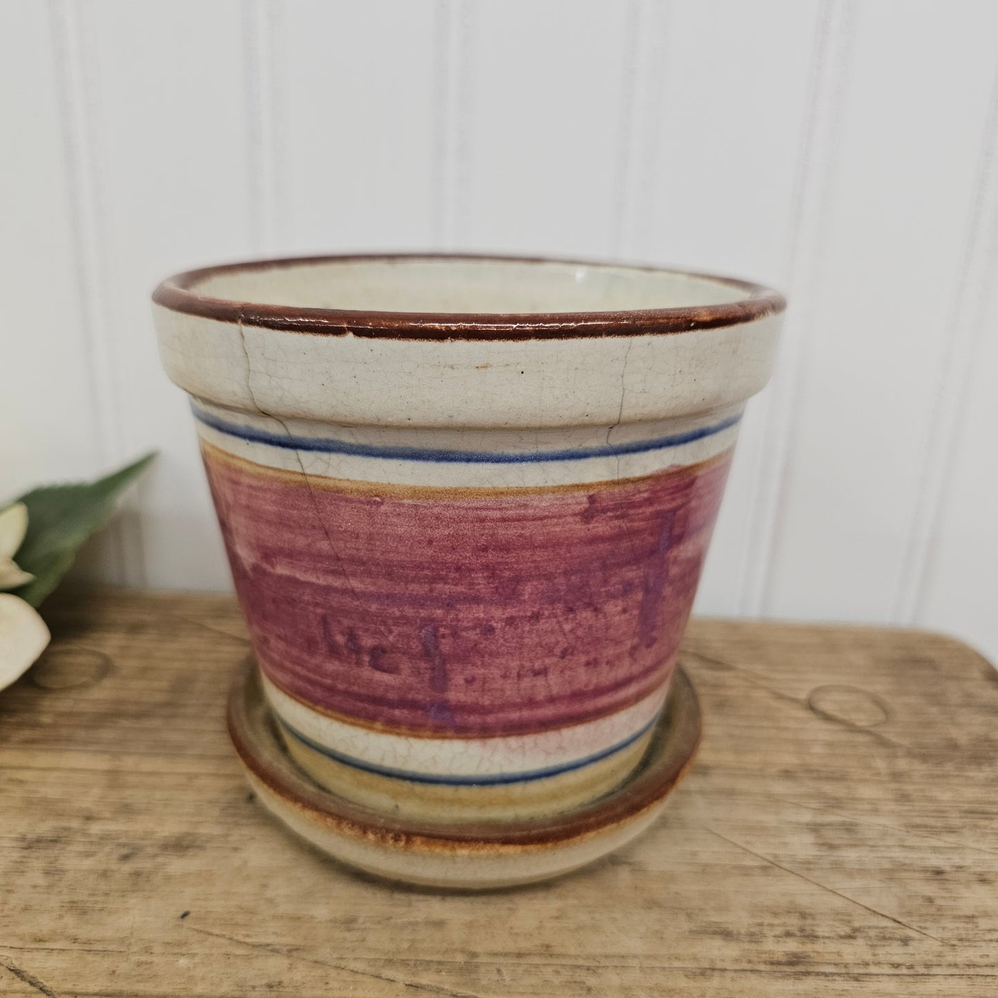 Planter pot, Crazed - has cracks