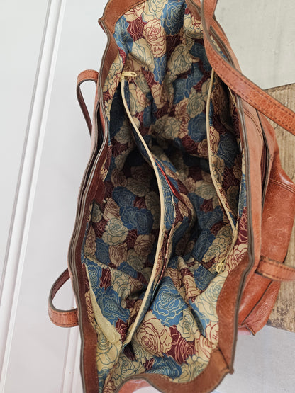 Hobo leather tote bag purse