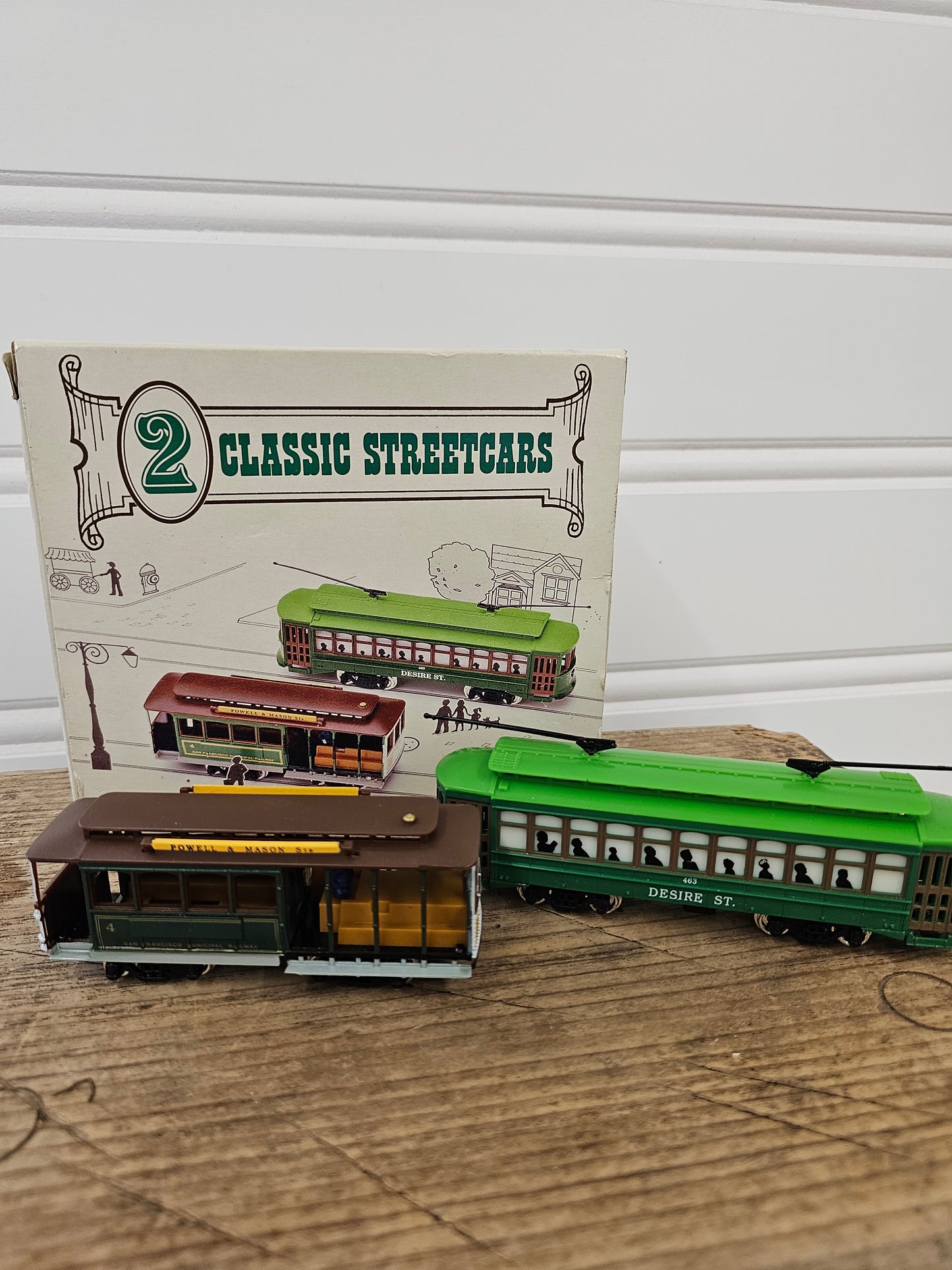 2 Classic metal Streetcars
