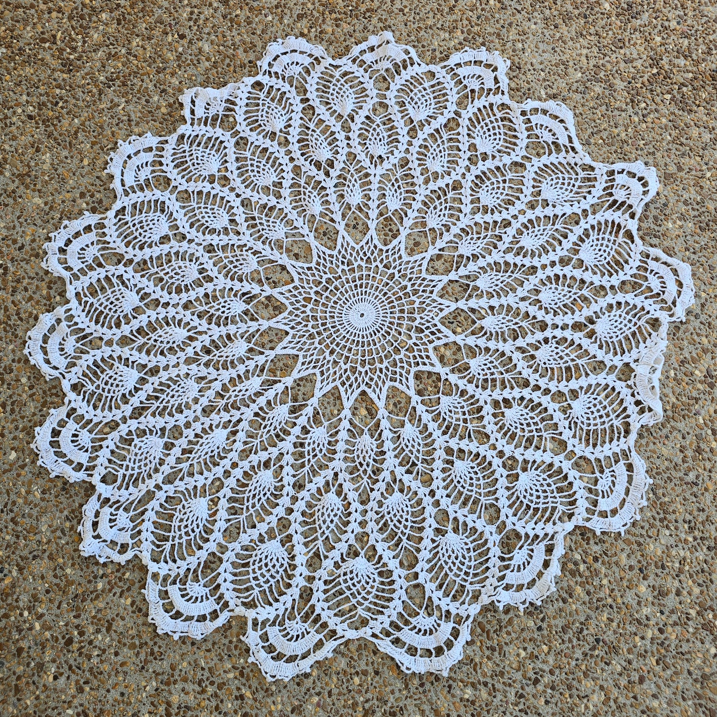 Crochet doily, approx 39"