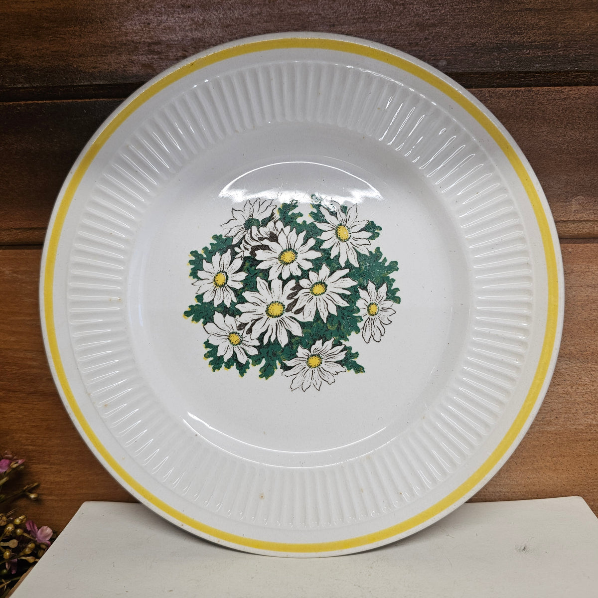 vintage Ironstone Daisy plate