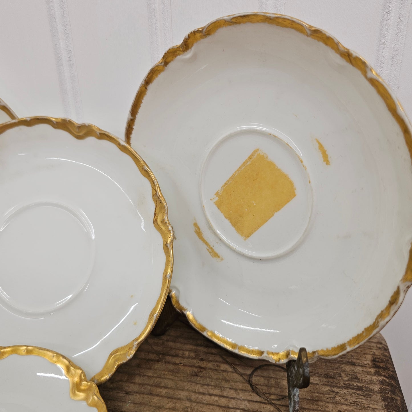 Haviland France, set of 4 saucer plates - white and gold