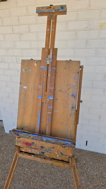 vintage Jullian Paris portable tripod art case / Easel