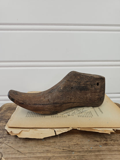 Wooden Shoe Form