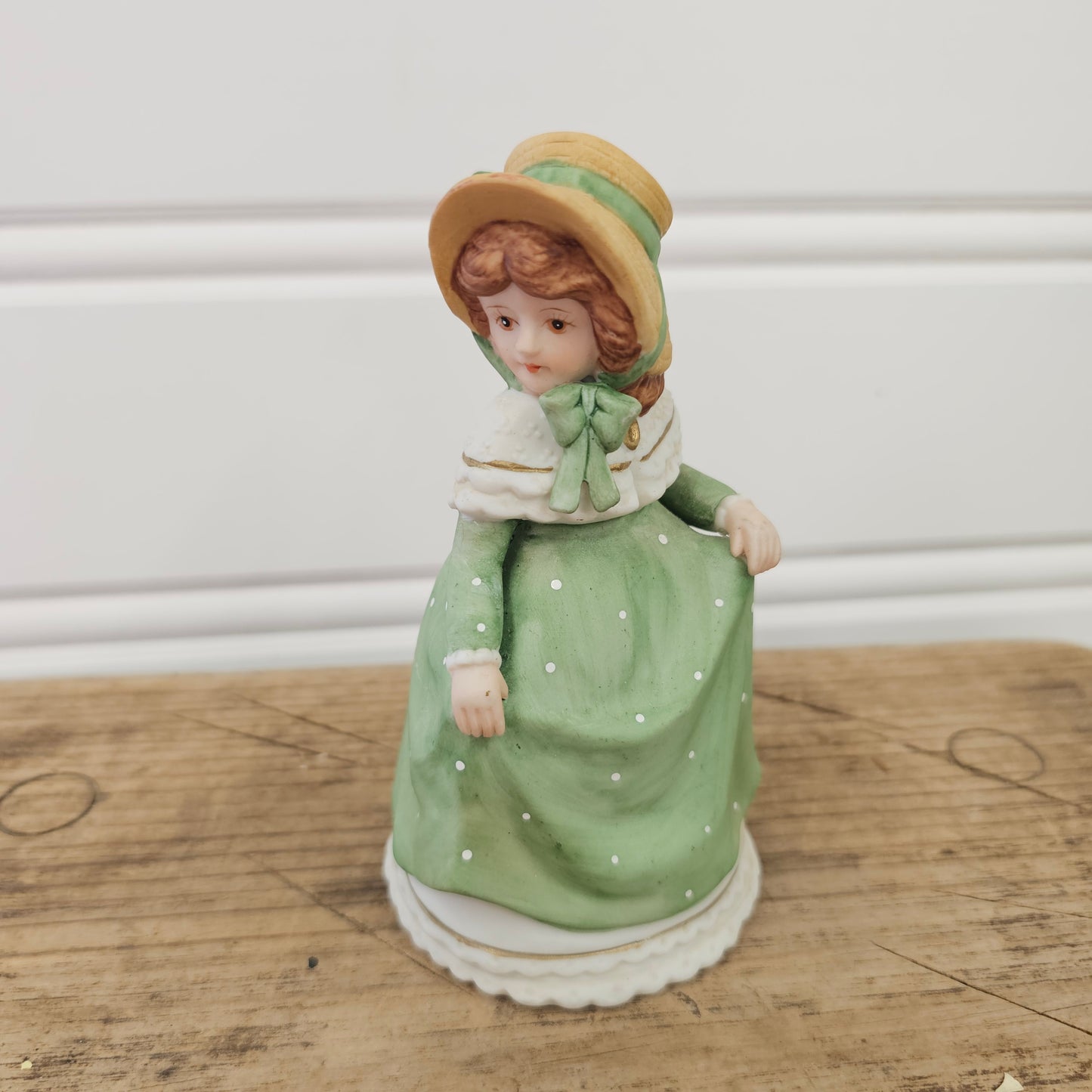 1990 Marjorie Sarnat Enesco Bell, Taiwan