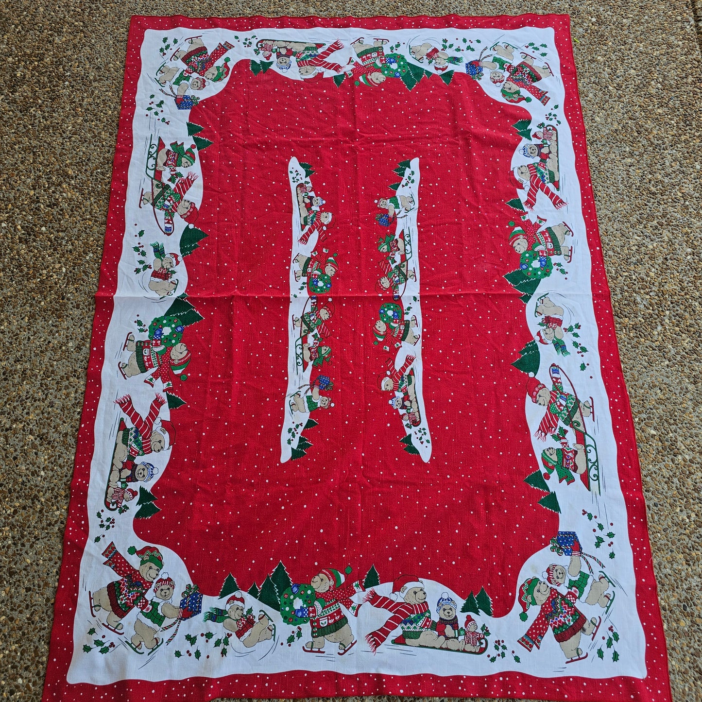 Christmas Bears Jnweave Linen Co. Tablecloth, Brazil, approx 67" x 48"