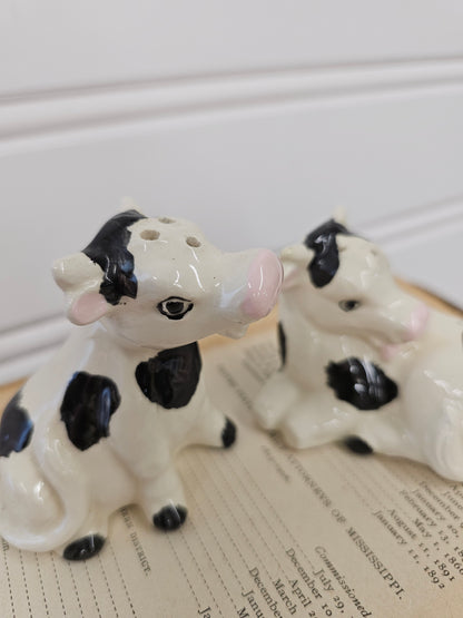 Cow Salt & Pepper Shakers - No Stoppers