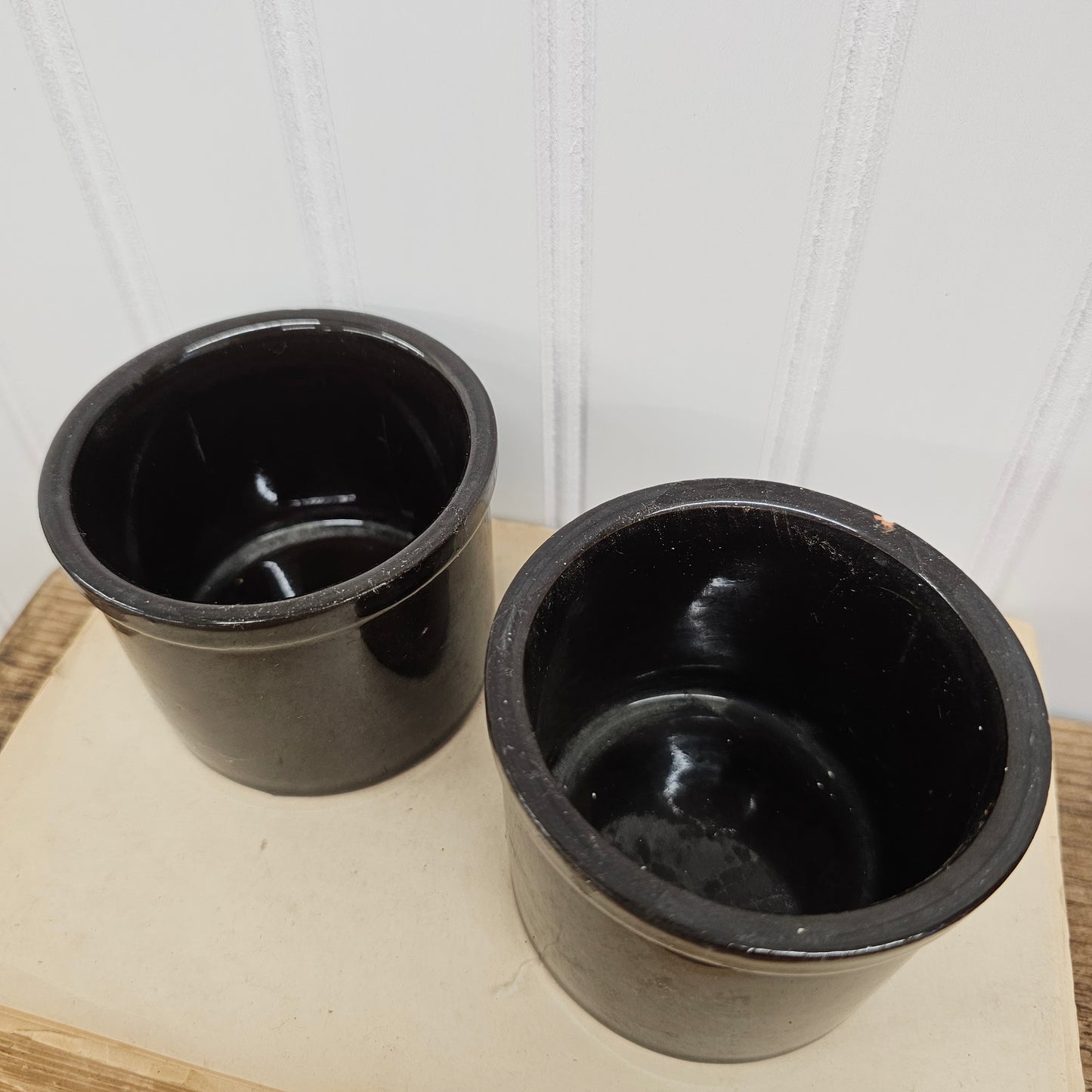 2 brown crocks, as is small chipps - japan