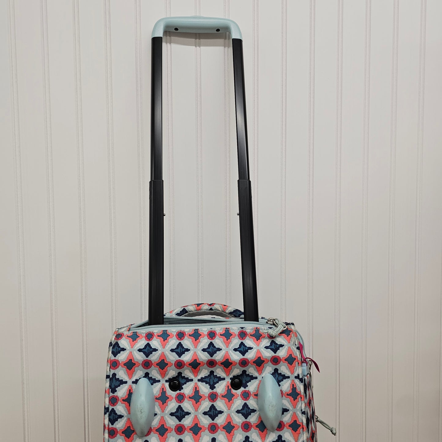 Vera Bradley rolling duffel bag