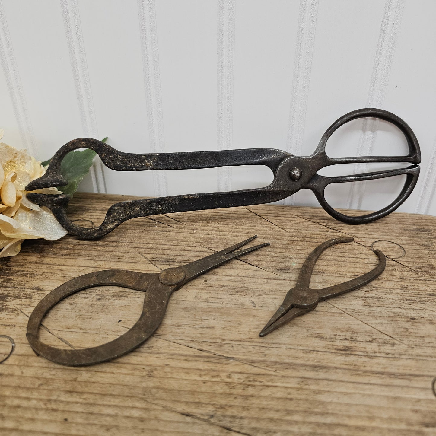 set of 3 Rusty metal utensils/tools