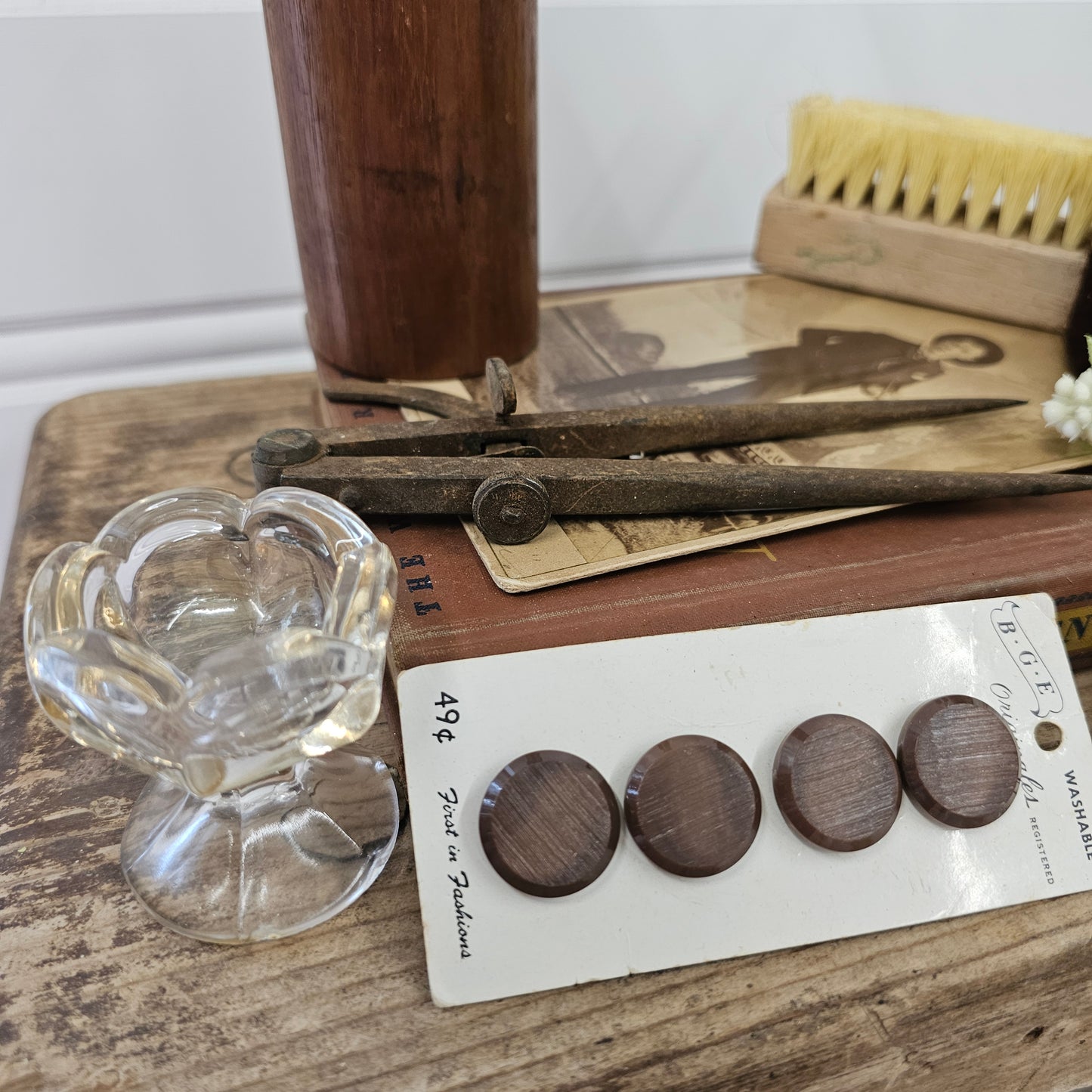 Create your own vignette - 10 items - E