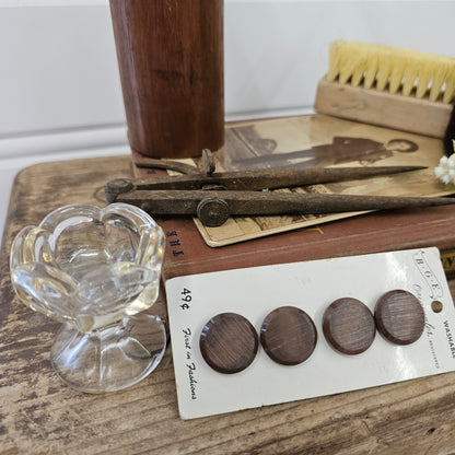 Create your own vignette - 10 items - E