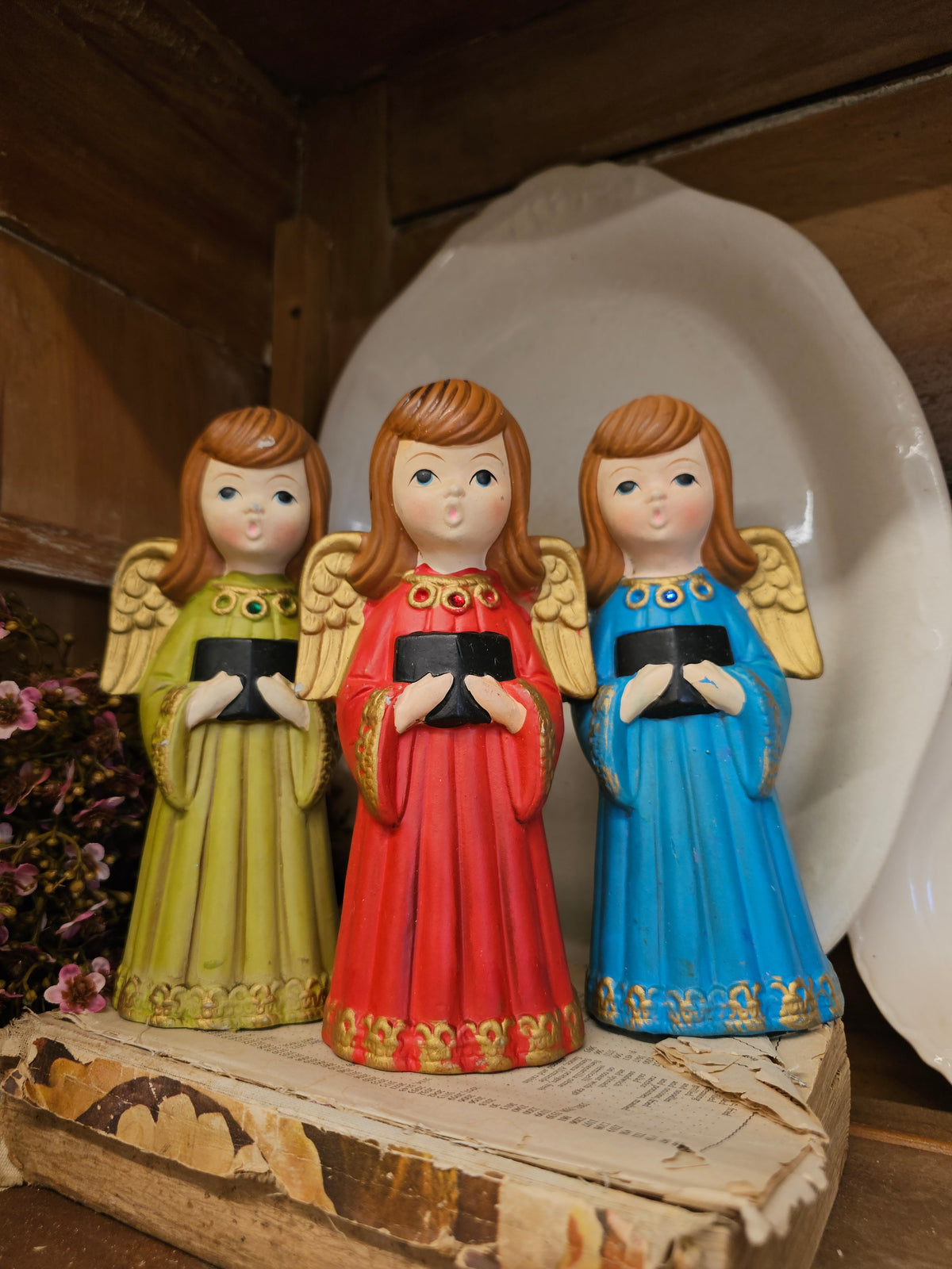 Vintage pair 1960s Caroling Christmas angels figurines