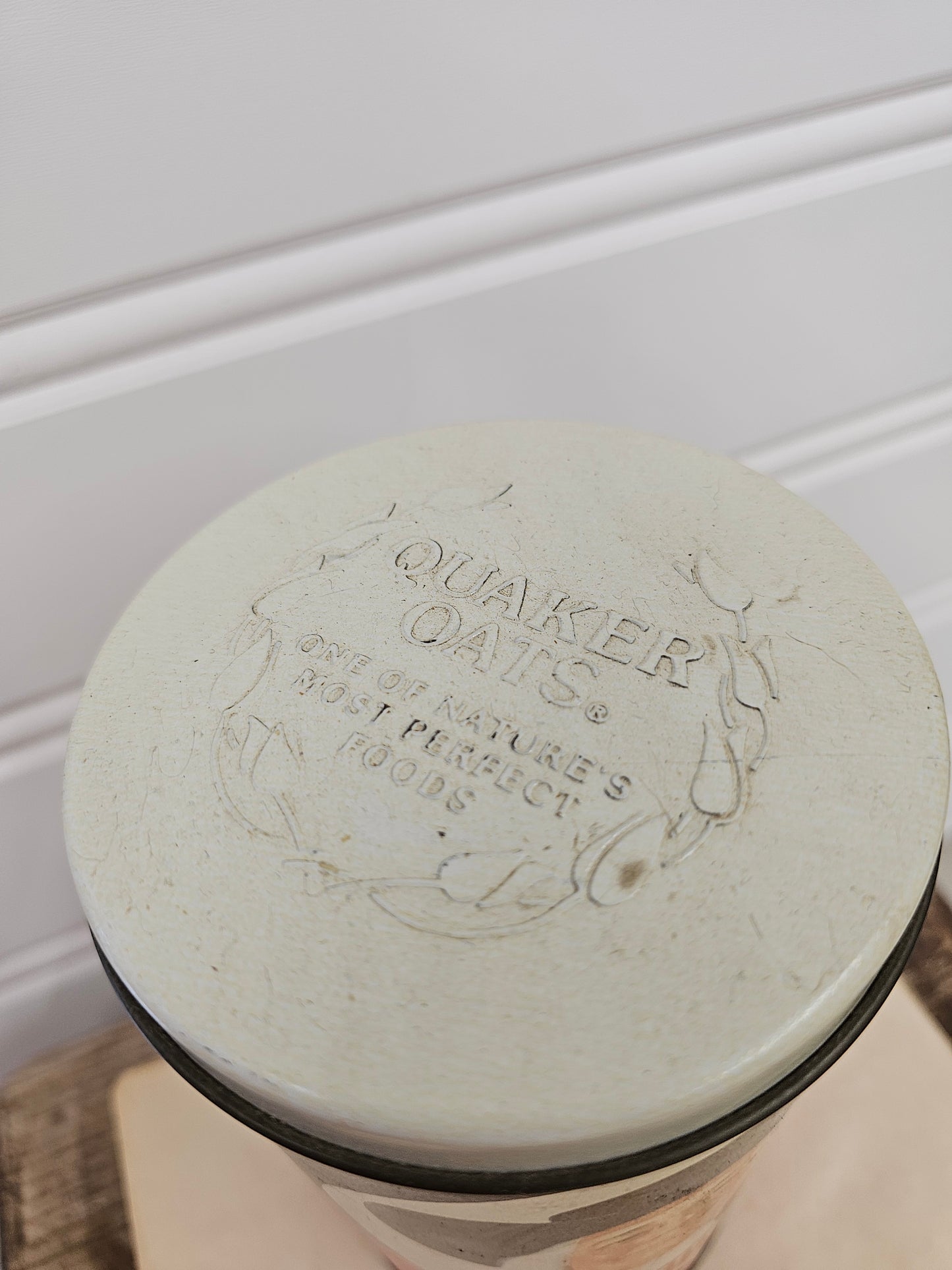 Vintage Quaker Oats Tin