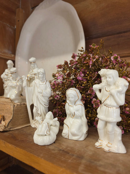 7 piece white and gold nativity set